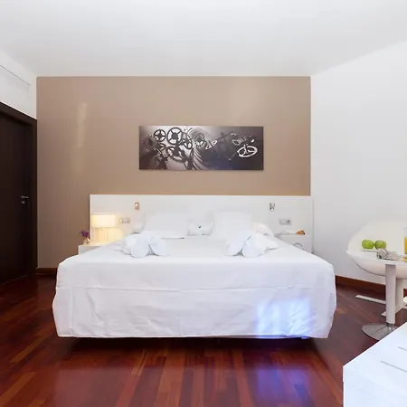 Urh Ciutat De Otel Mataró