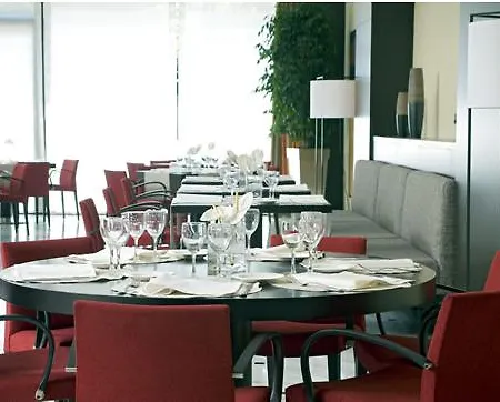 Urh Ciutat De Otel