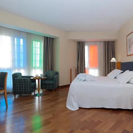 Urh Ciutat De Hotel Mataró