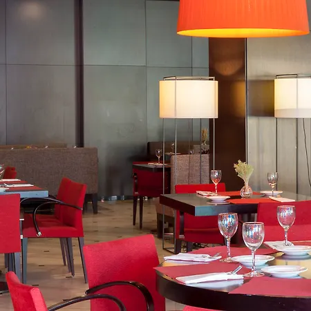 Urh Ciutat De Hotel 4*