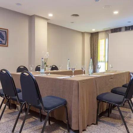 Hotel Urh Ciutat De 4*
