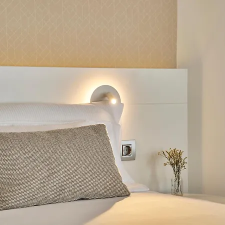 Urh Ciutat De Otel Mataró