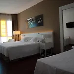 Urh Ciutat De Hotel 4*