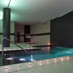 يو ار اتش سيوتات دي 4*