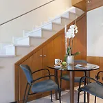 Urh Ciutat De Hotel