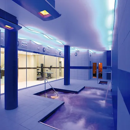 Urh Ciutat De Hotel 4*