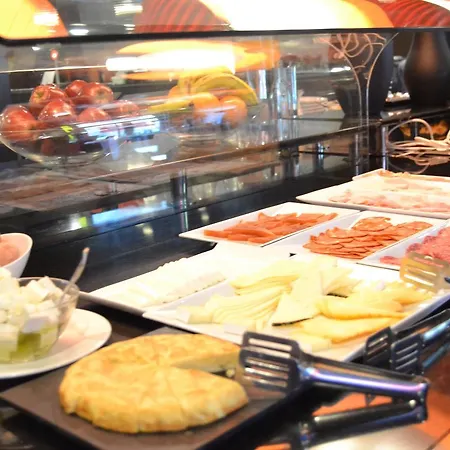 马塔罗奎它urh酒店 酒店